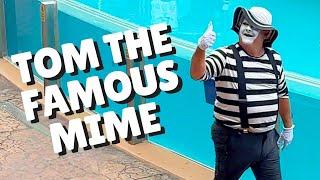 Lots of Laughs With Mime Tom at SeaWorld Orlando | Tom the Mime