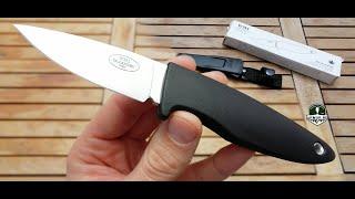 Fallkniven WM1 Neck Knife Full Tang Clone Cutit de gat Sweden Knives made in China 2021 Review