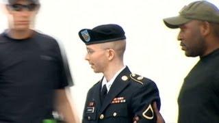 Bradley Manning Sentenced to 35 Years in WikiLeaks Case