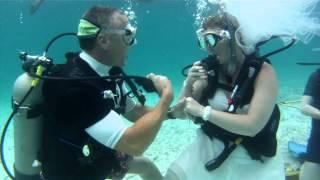 Underwater Wedding May 16 2012 - Grand Bahama Island, The Bahamas [keen i media]