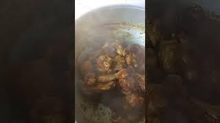 #chickenkarahi #karahi #trenfingshortvideo #habiba #kitchen