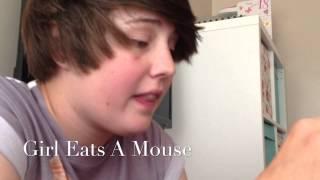 GIRL EATS A MOUSE | Reaction Video