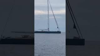 Wally 110 ( 33,5m) the latest pre-preg carbon technology , displacing only 67 tons
