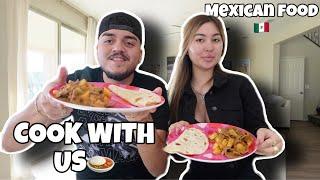 COOKING WITH US! |MEXICAN FOOD|