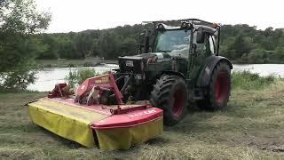 Bäuml Forst- und Landschaftspflege bei Mäharbeiten am Regenufer