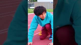 The World’s Fastest Man On 2 Hands!