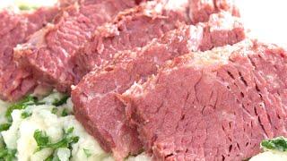 Mistakes Everyone Makes When Cooking Corned Beef And Cabbage