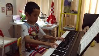 Farzan AM, 8 yo, played Menuett composed by John Sebastian Bach