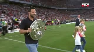 Claudio Pizarro  presente en la Supercopa de Alemania (En el Bayern Múnich vs RB Leipzig)