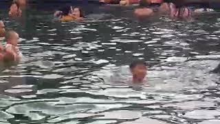 DNA Family berenang di Puri Lumbung Waterpark (1) || (DNA FAMILY BALI)