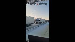 Колонна с гуманитарной помощью из Балакова попала в затор