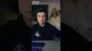 CORINNA KOPF SLAPS eSPORTS PLAYER AIRCOOL | Vlog squad moments #10