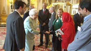 British queen meets Pakistan schoolgirl Malala who survived Taliban assassination attempt