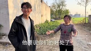 平时不靠谱的二广妈，这次竟然为了我们和村上人吵架