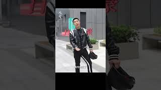 打嘴仗很熟练的两枚小朋友呀~#有你的时光里 #WithLoveWithYou #周依然 #马伯骞