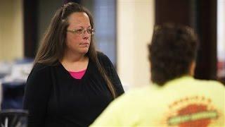 Kentucky Clerk Jailed in Same-Sex Marriage License Case