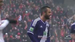 steven defour (anderlecht rsc) pakt rode kaart vs standard de liège 2015