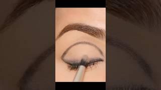 This HOODED Eye Technique Doubles Up Your Lid Space!!