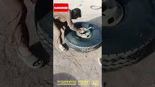 how to fix the tyre into the rim