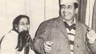 Le lo choodiyaan-singer Mohd. Rafi -film Ghar Ki Laaj 1960.wmv