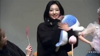 fromis_9's funny moment during Fun! era fansign