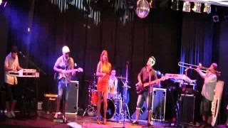 The Jackets - Sunny Beach