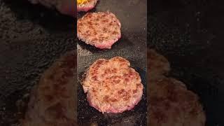  TRIPLE CHEESEBURGER  #shorts #cheeseburger #beefburgers #burger