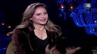 رد صادم من نيللي كريم على يوسف شاهين عندما نصحها بإجراء عملية تجميل لأنفها