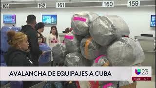 Montañas de equipajes en el Aeropuerto Internacional de Miami rumbo a Cuba, ¿a qué se debe el exceso