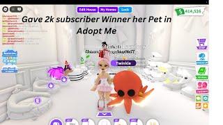 Gave 2k Subs Giveaway winner her pet!! How to get free pets rich account in Adopt Me Roblox!!!