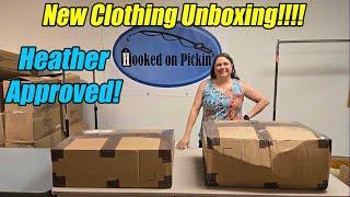 New Clothing Unboxing! I loved everything that we got check it out.