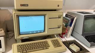 1983 Apple Lisa Computer with Twiggy Drives Booting Lisa OS 1.2