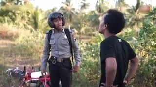 POLISI NGAPAK LUCU