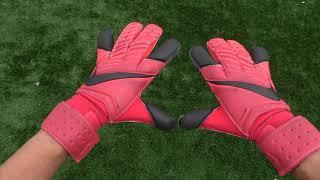 Goalkeeper Glove Review: Nike Vapor Grip 3