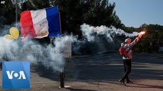 Yellow Vest Protesters Clash With Police in Paris