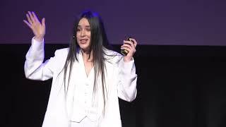 ¿Cómo conseguir el trabajo que te mereces? | Eva Porto | TEDxUNebrija