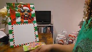 How-To Craft the Large Christmas Card with Snacks