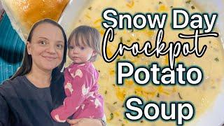 Quick DELICIOUS Crockpot Potato Soup