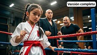 hombres se burlaban de la niña que los desafiaba,sin saber que era la maestra de kung fu más fuerte.