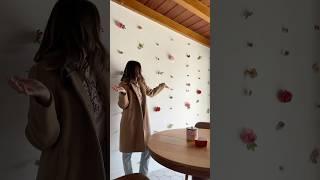 DIY flower wall🪡️ #diy #homedecor #galentinesday #valentinesday #valentinescrafts #diyshorts
