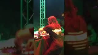 This is how SKRILLEX DJs #skrillex #edm #dubstep #zomboy #owsla