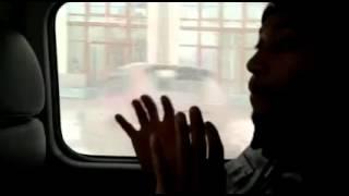 Taxi driver gets upset over English in Russia