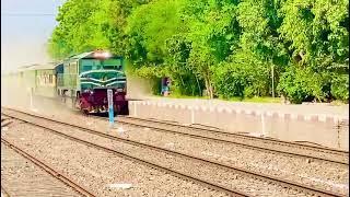 15up Karachi Express Full Speedy Through Pass From Mianchannu #trainwalisarkar #fasttrains