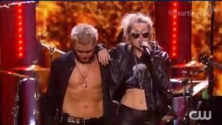 Billy Idol and Miley Cyrus Rebel Yell 23 09 2016