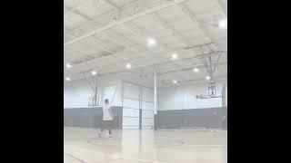 Liangelo ball getting shots up