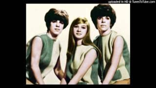 The Shangri-Las - Give Him A Great Big Kiss (Live)