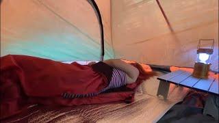 SOLO OVERNIGHT CAMPING IN THE RAIN - RELAXING IN THE TENT WITH THE SATISFYING SOUND OF NATURE - ASMR