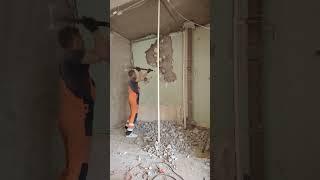 Демонтаж сантехкабины #демонтаж #ремонт #construction #стройка