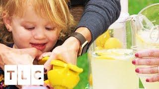 The Quints Help Blayke Make Lemonade | Outdaughtered
