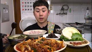 누가 양배추에 설탕을 뿌렸습니까? 달고 달디달다 양배추쌈 들깨미역국 제육볶음 먹방MUKBANG